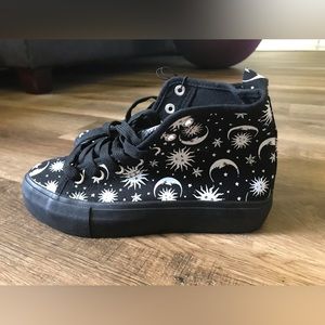 Hot Topic Black and White Celestial Sneakers